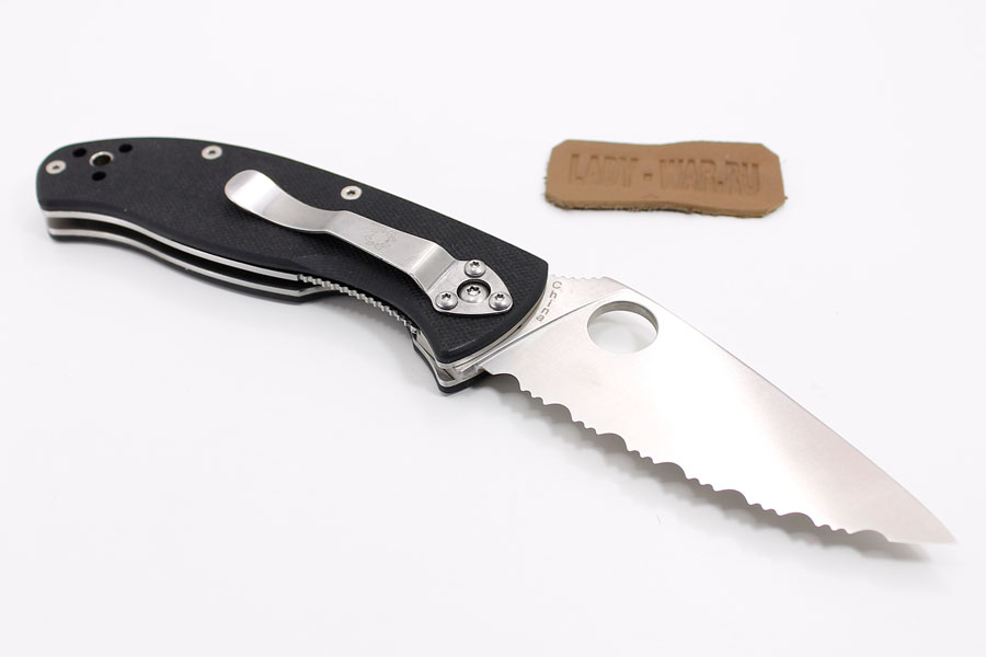 Складной нож Spyderco Tenacious Serrated.